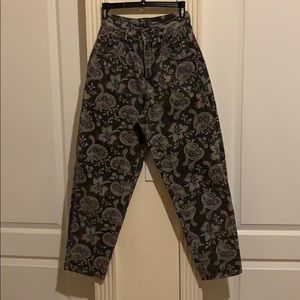 Vintage oversized high waisted jeans